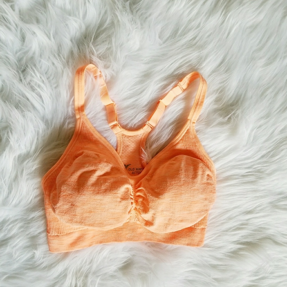 NWT Old Navy Active Sports Bra Size S